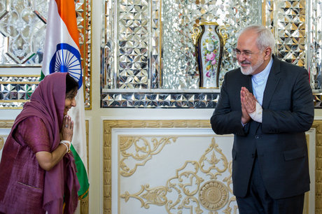دیدار سوشما سوارج، وزیر خارجه هند با محمدجواد ظریف